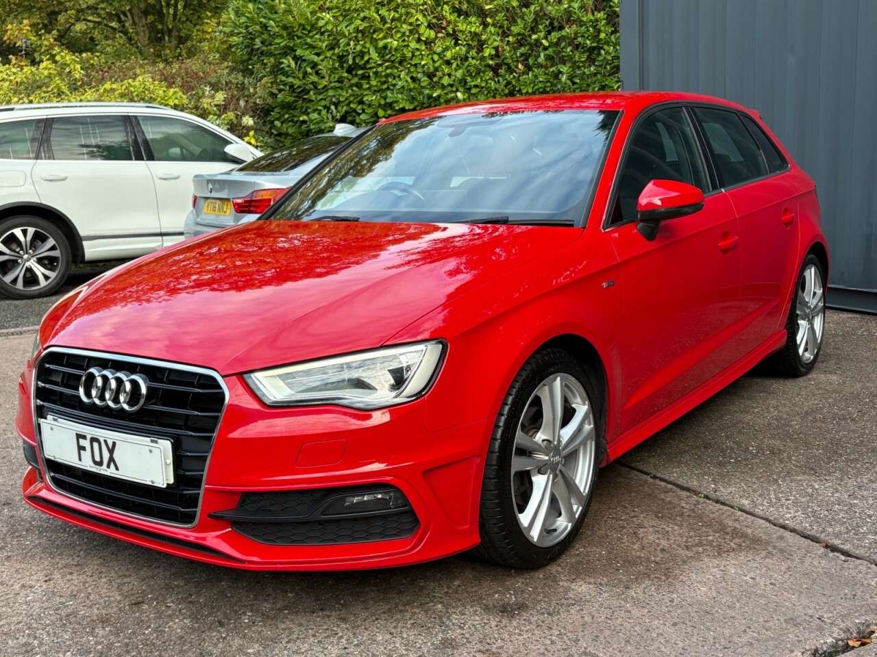 A 2015 AUDI A3 2.0 TDI S line Sportback 5dr Diesel Manual Euro 6 (s/s) (150 ps) BLUETOOTH- A 2015 AUDI A3 2.0 TDI S line Sportback 5dr Diesel Manual Euro 6 (s/s) (150 ps) BLUETOOTH-