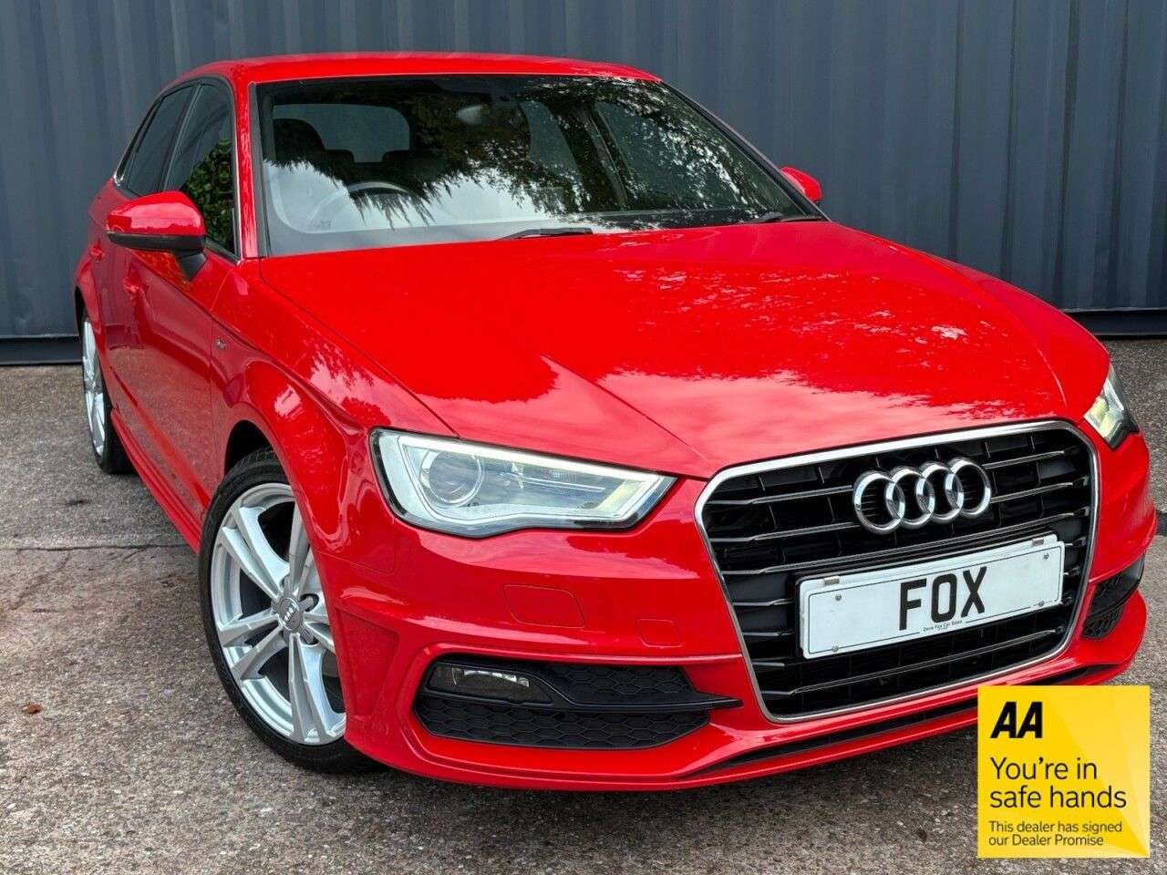 A 2015 AUDI A3 2.0 TDI S line Sportback 5dr Diesel Manual Euro 6 (s/s) (150 ps) BLUETOOTH- A 2015 AUDI A3 2.0 TDI S line Sportback 5dr Diesel Manual Euro 6 (s/s) (150 ps) BLUETOOTH-