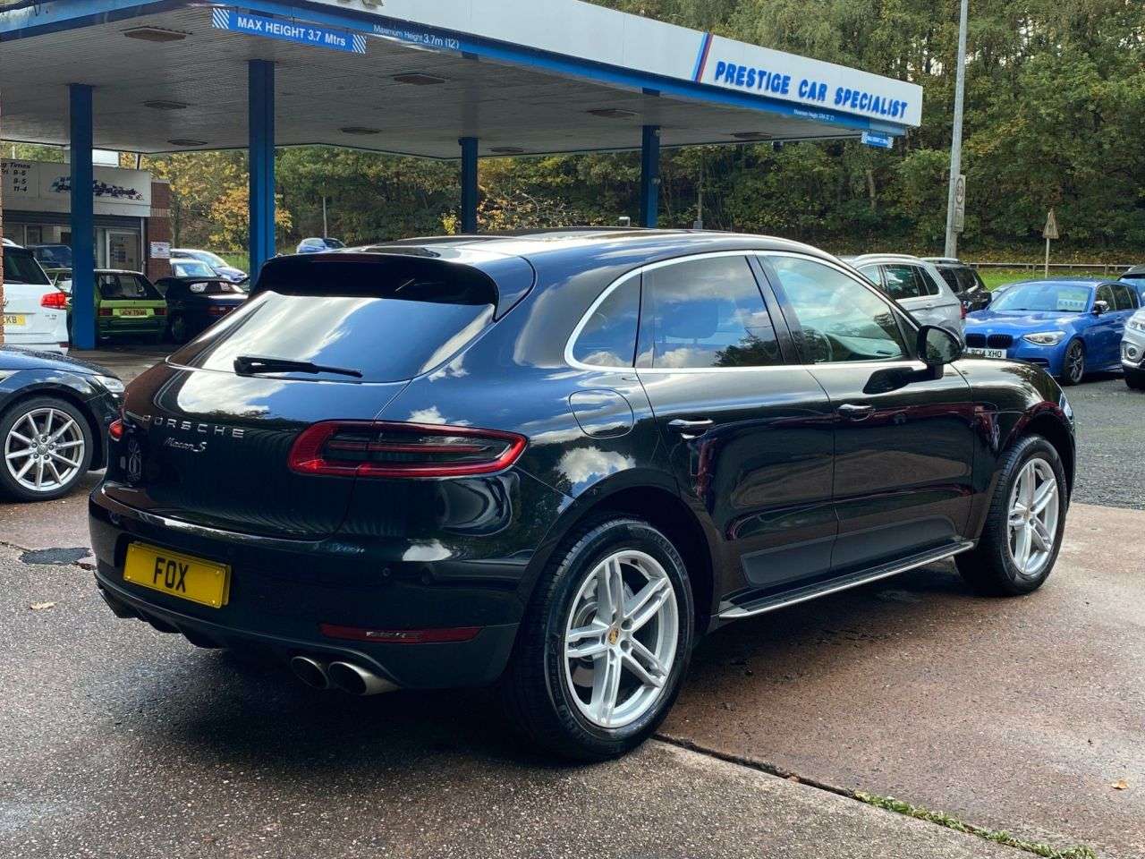 2017 PORSCHE MACAN 2017 PORSCHE MACAN