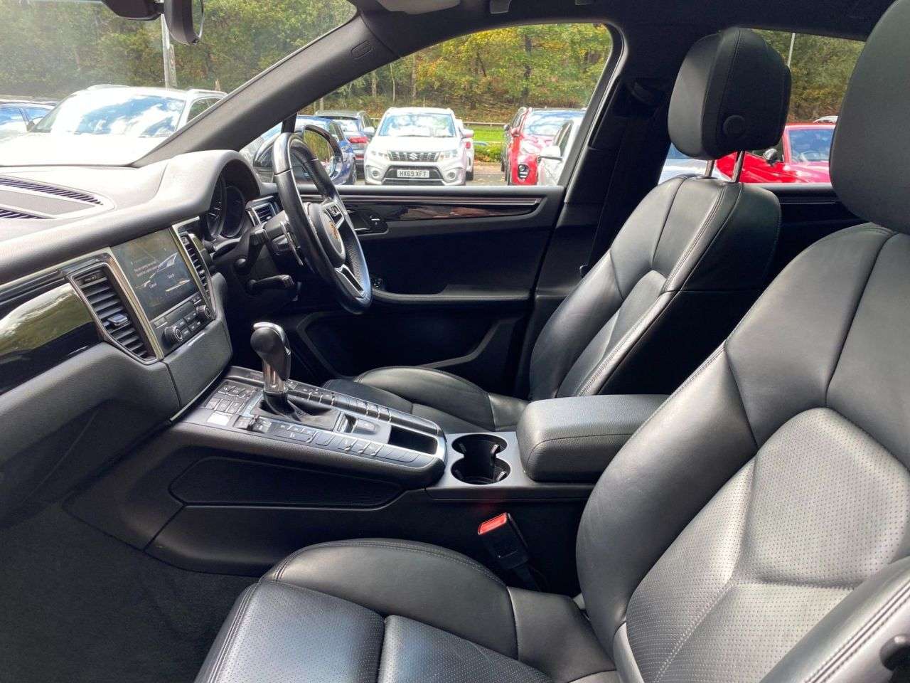 2017 PORSCHE MACAN 2017 PORSCHE MACAN