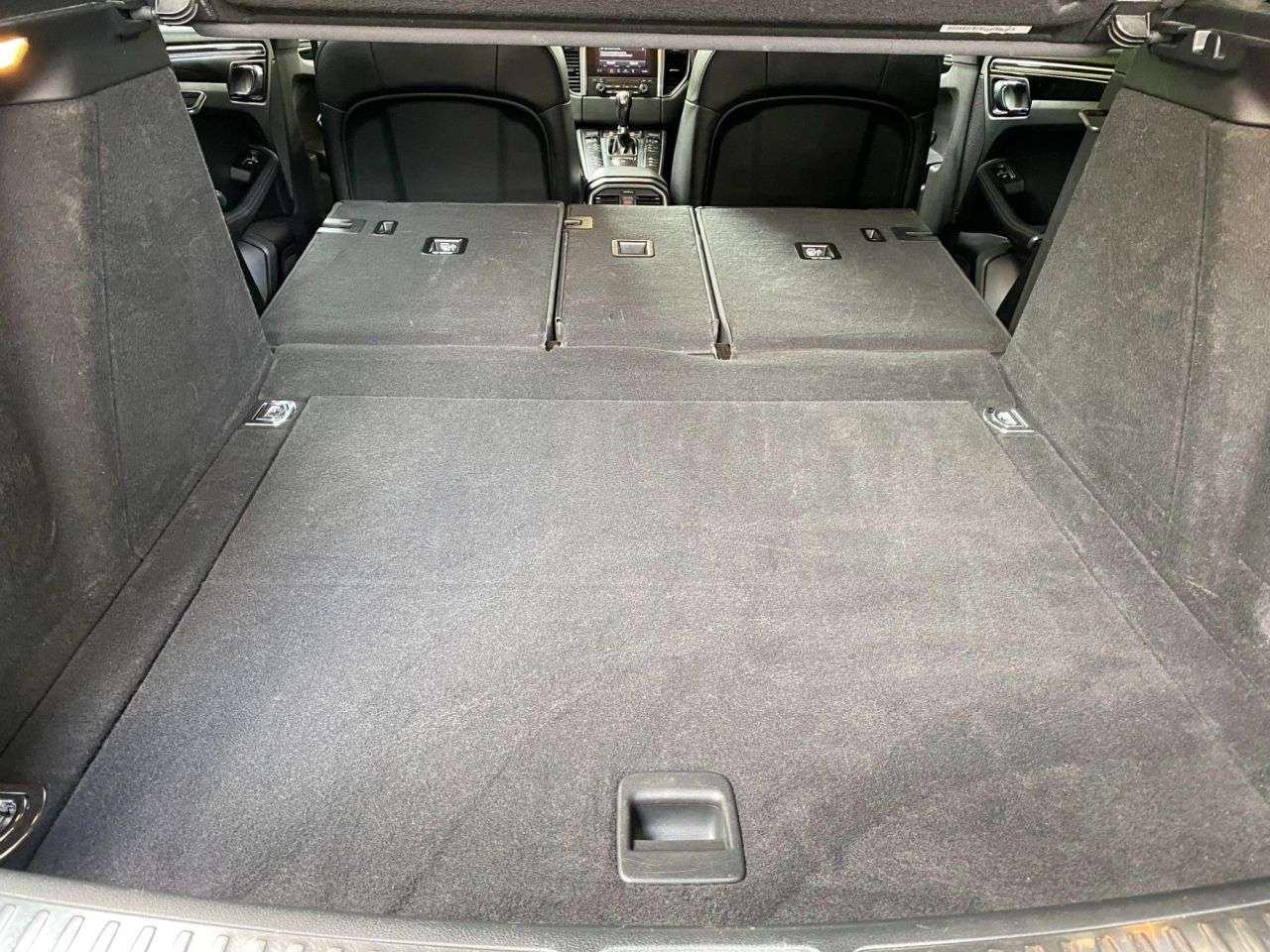 2017 PORSCHE MACAN 2017 PORSCHE MACAN