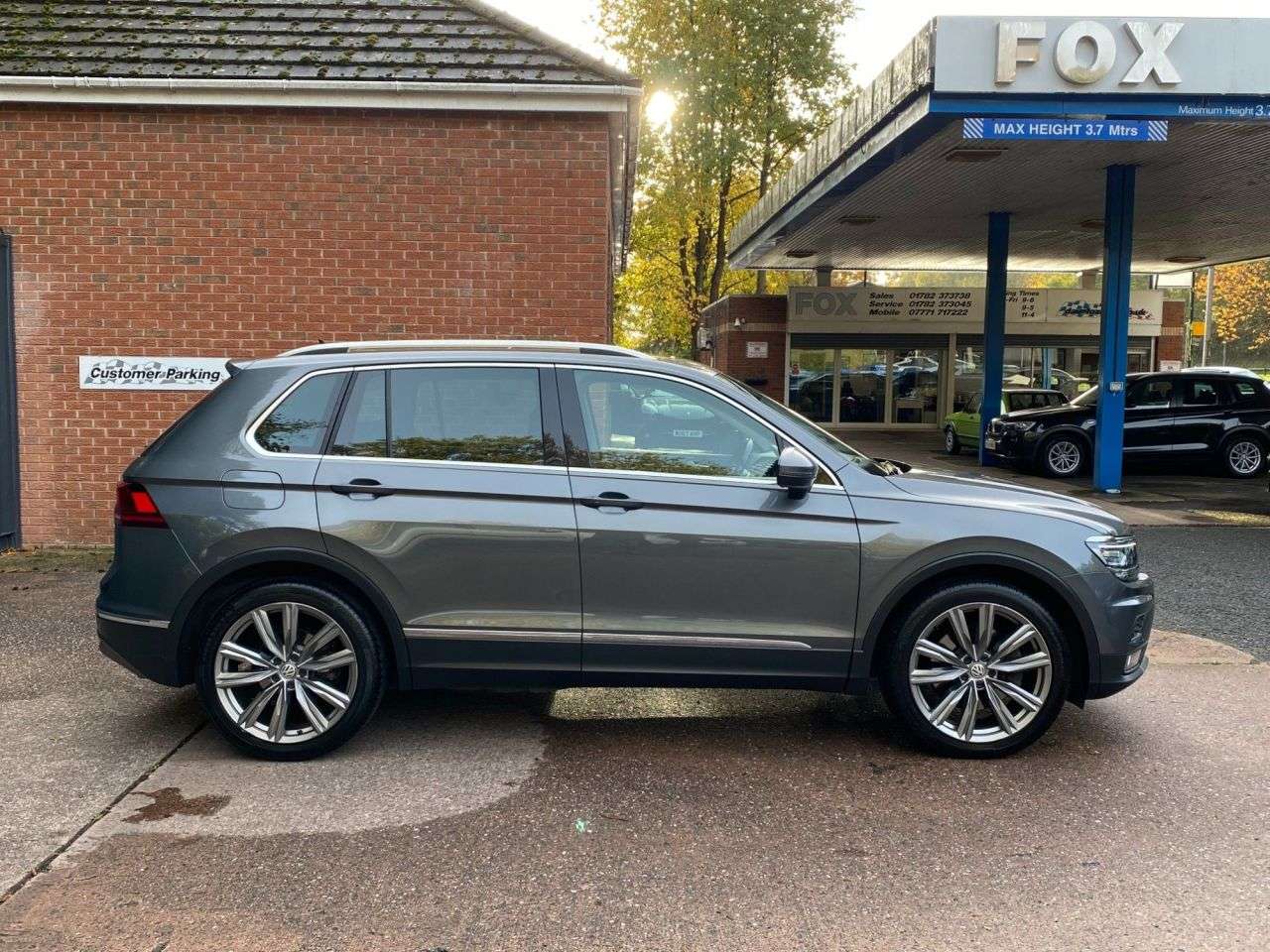 2018 VOLKSWAGEN TIGUAN 2018 VOLKSWAGEN TIGUAN