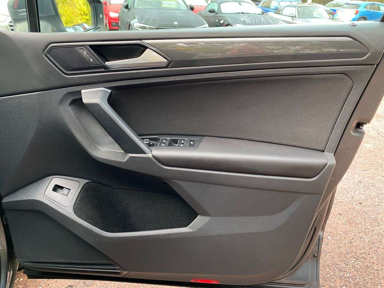 2018 VOLKSWAGEN TIGUAN 2018 VOLKSWAGEN TIGUAN