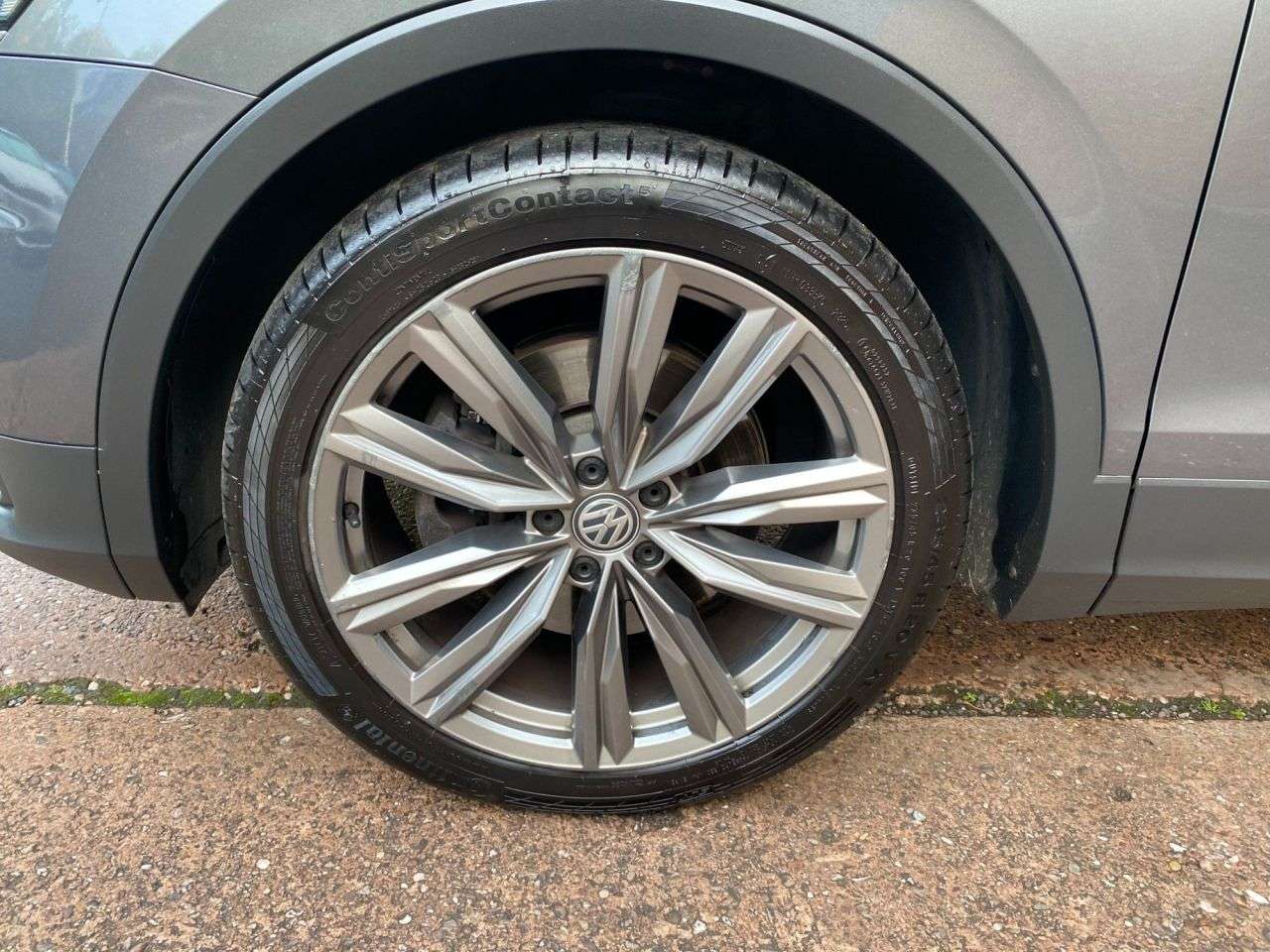 2018 VOLKSWAGEN TIGUAN 2018 VOLKSWAGEN TIGUAN