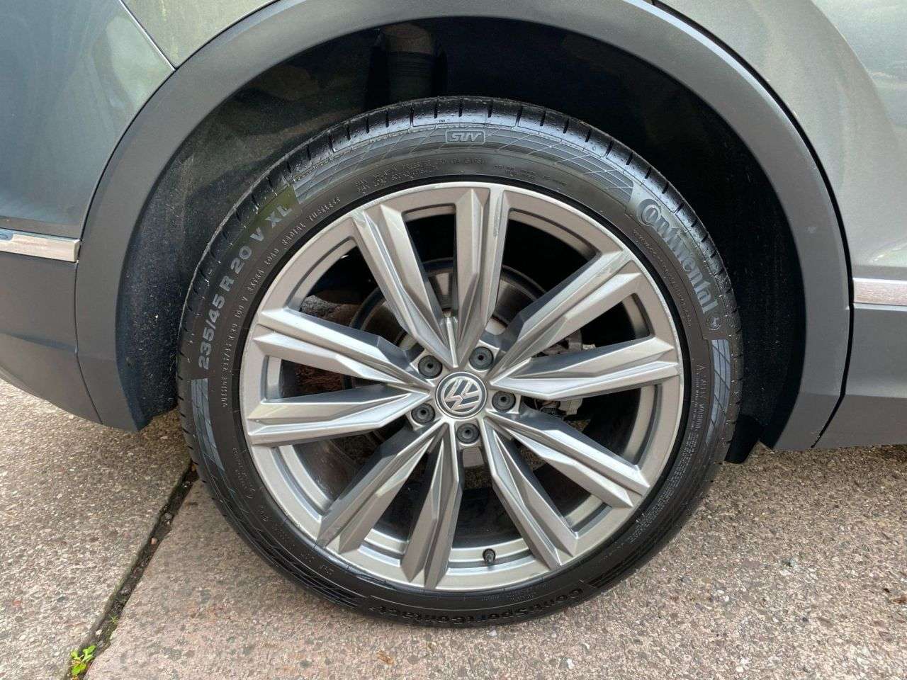 2018 VOLKSWAGEN TIGUAN 2018 VOLKSWAGEN TIGUAN