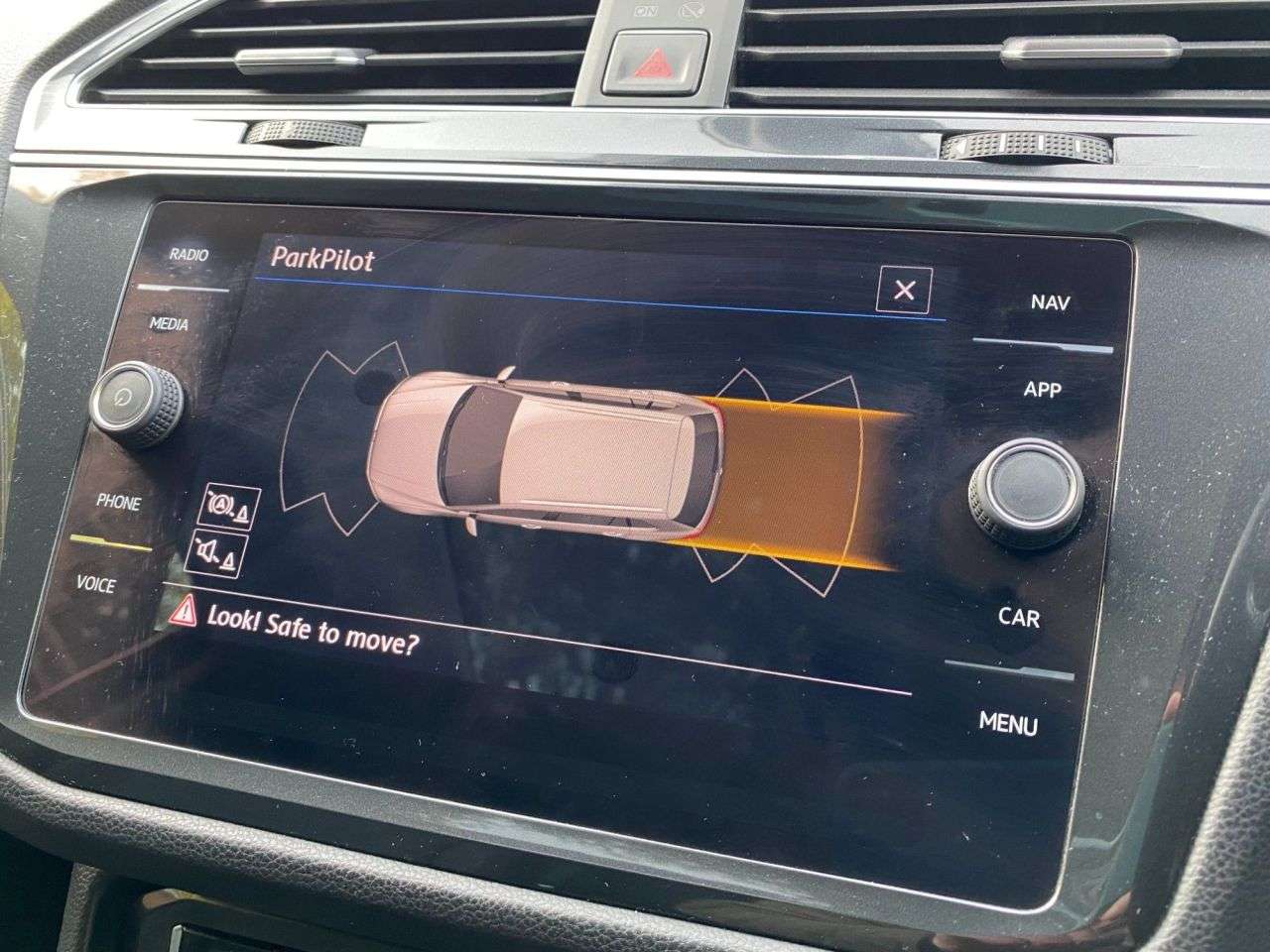 2018 VOLKSWAGEN TIGUAN 2018 VOLKSWAGEN TIGUAN