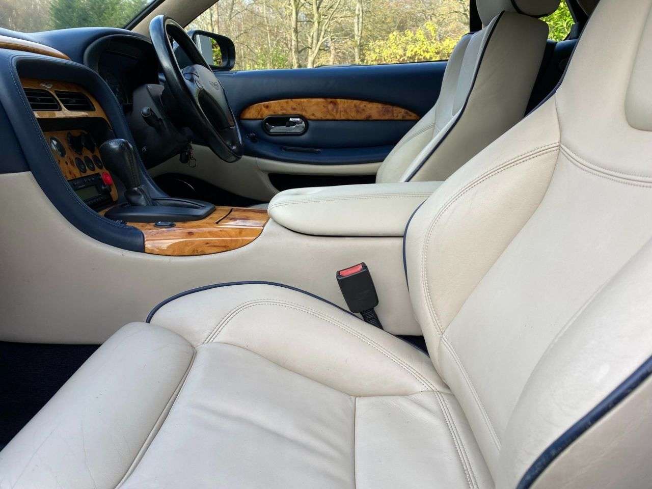 2002 ASTON MARTIN DB7 2002 ASTON MARTIN DB7