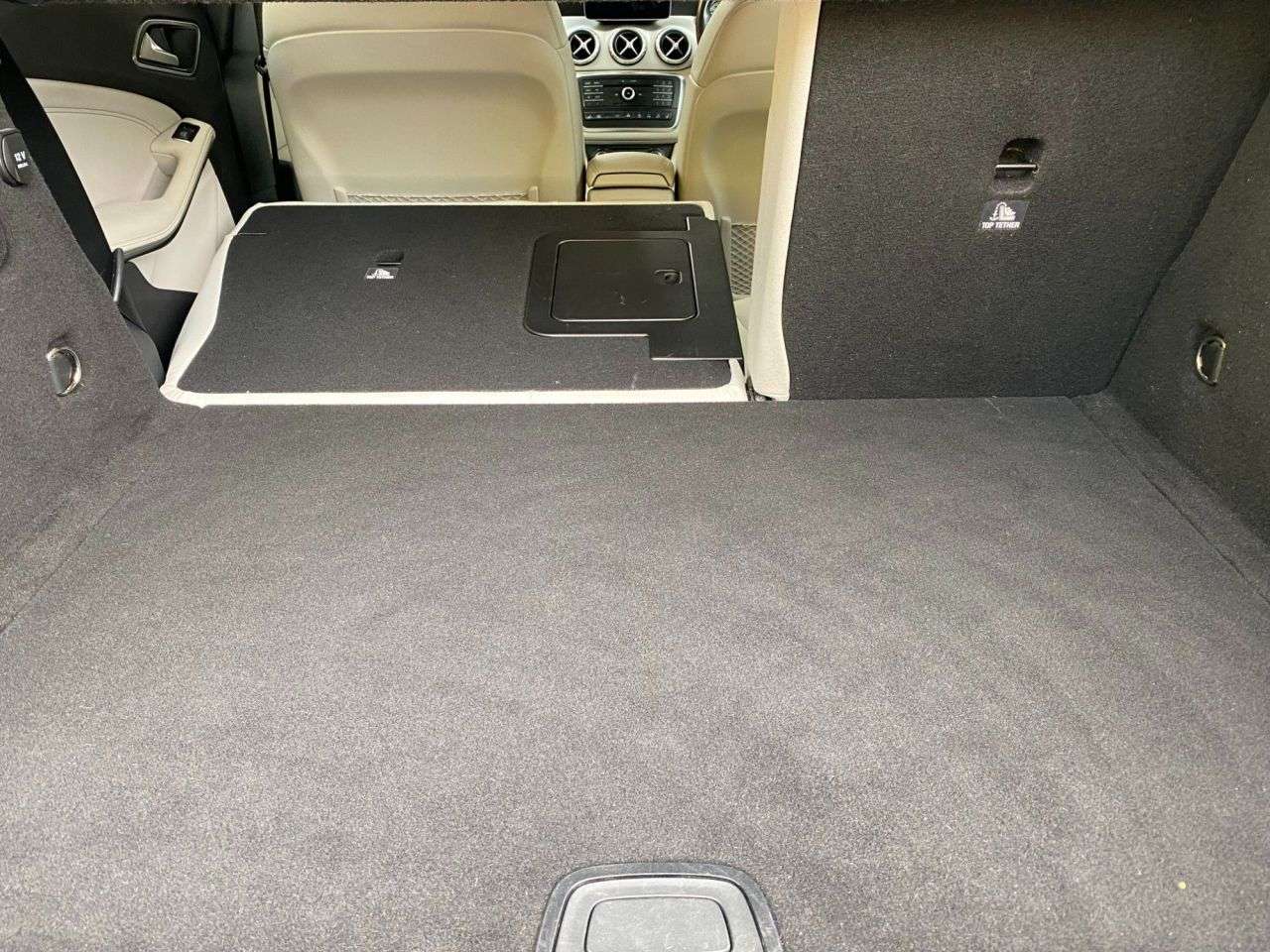 2017 MERCEDES GLA-CLASS 2017 MERCEDES GLA-CLASS