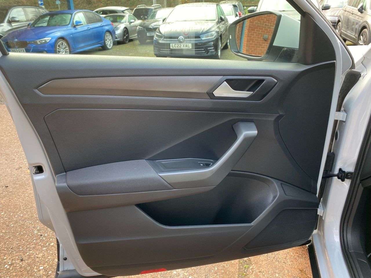 2018 VOLKSWAGEN T-ROC 2018 VOLKSWAGEN T-ROC