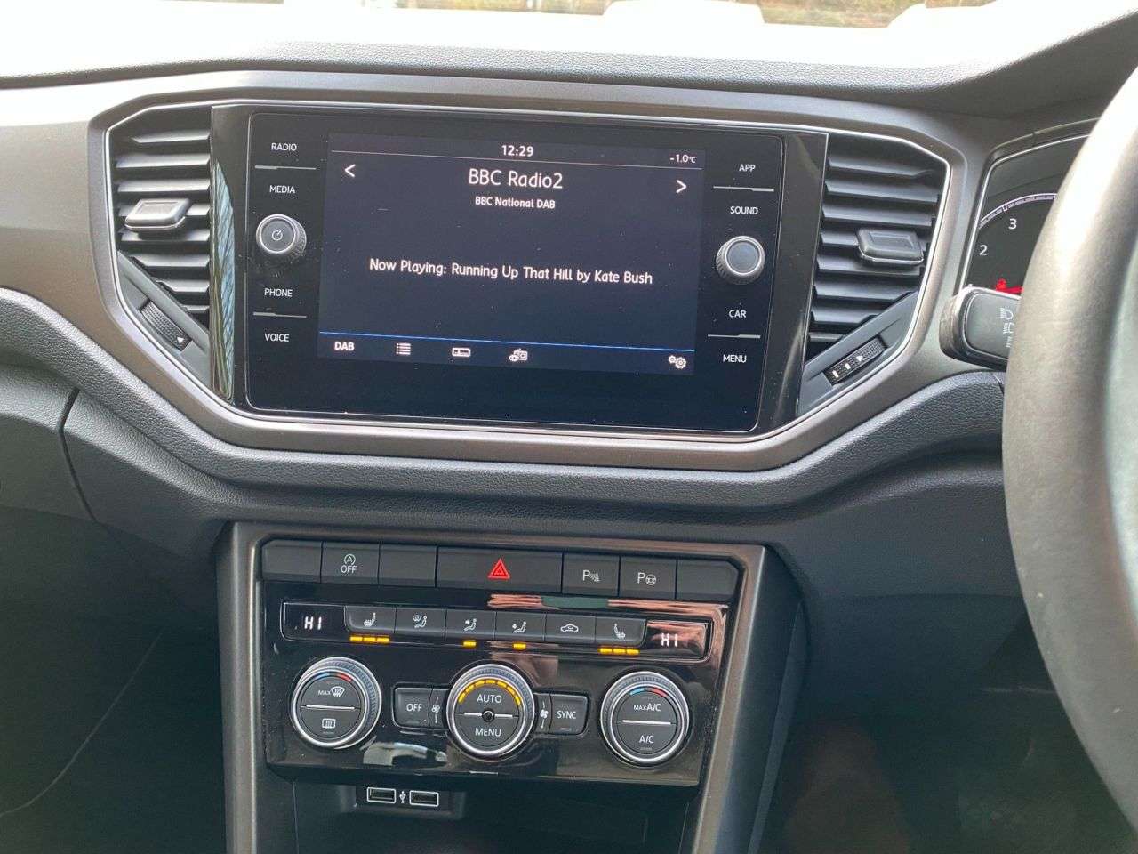 2018 VOLKSWAGEN T-ROC 2018 VOLKSWAGEN T-ROC