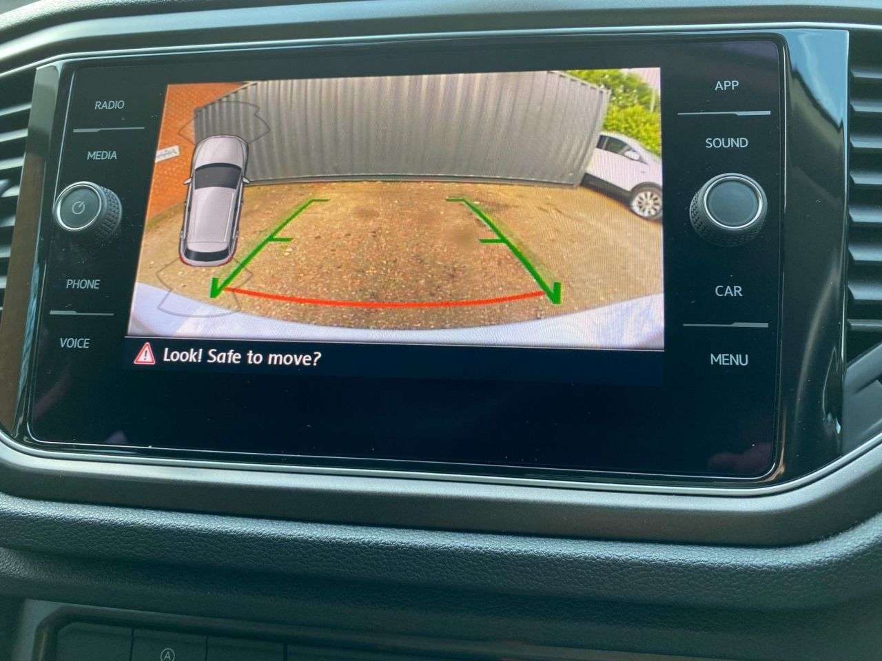 2018 VOLKSWAGEN T-ROC 2018 VOLKSWAGEN T-ROC