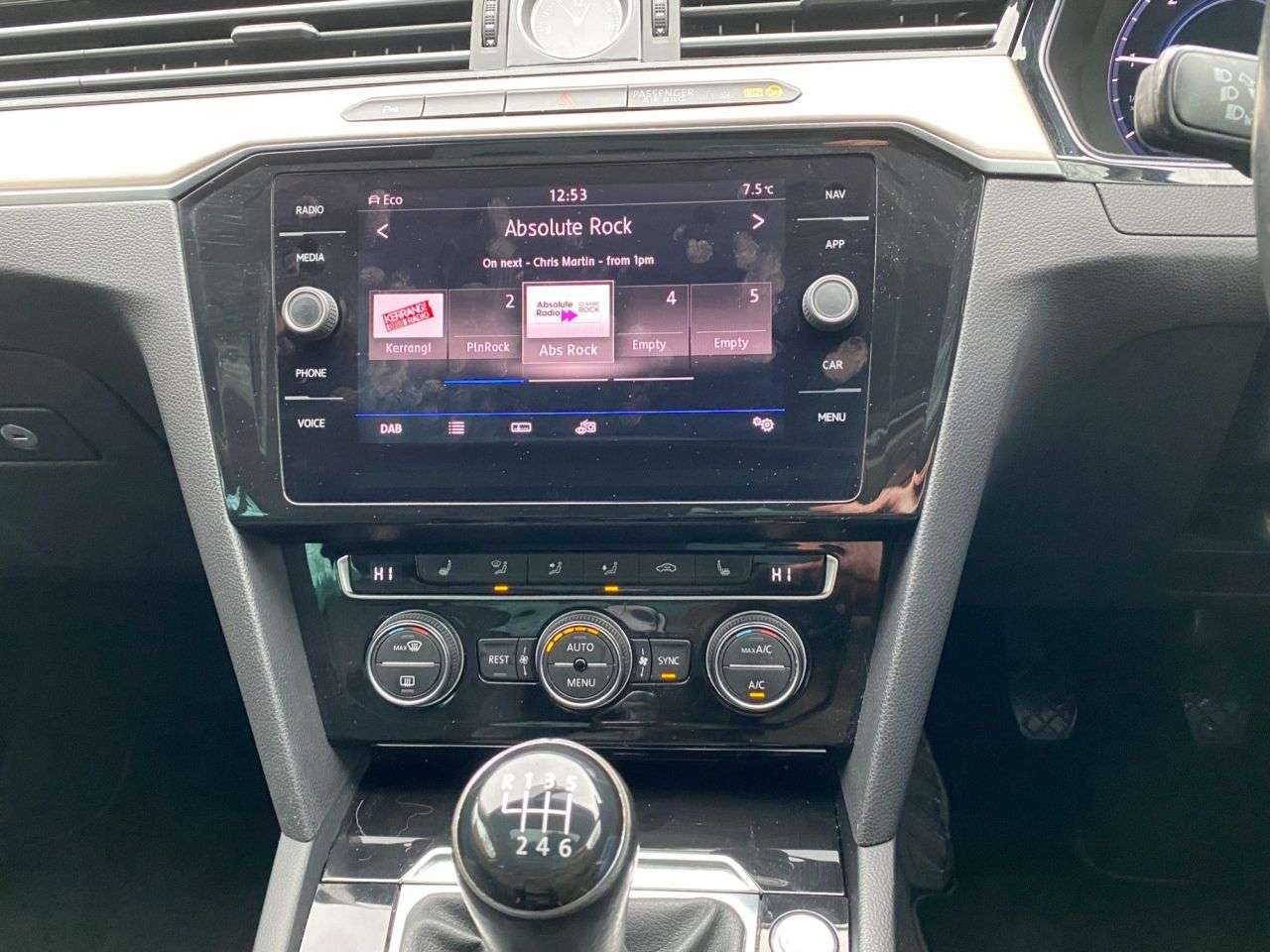 2016 VOLKSWAGEN PASSAT 2016 VOLKSWAGEN PASSAT