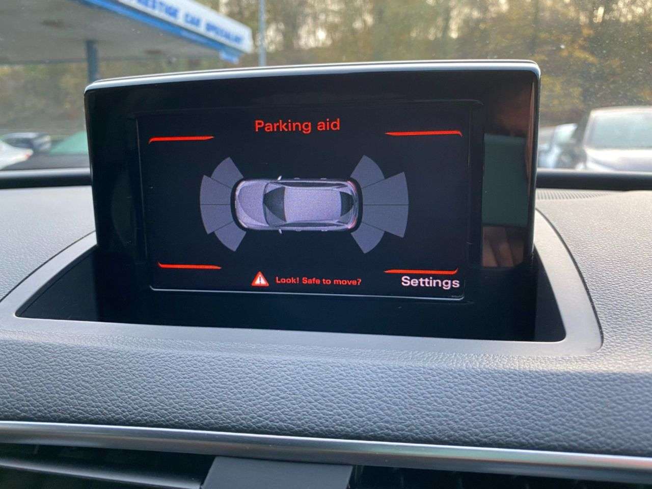 2015 AUDI Q3 2015 AUDI Q3