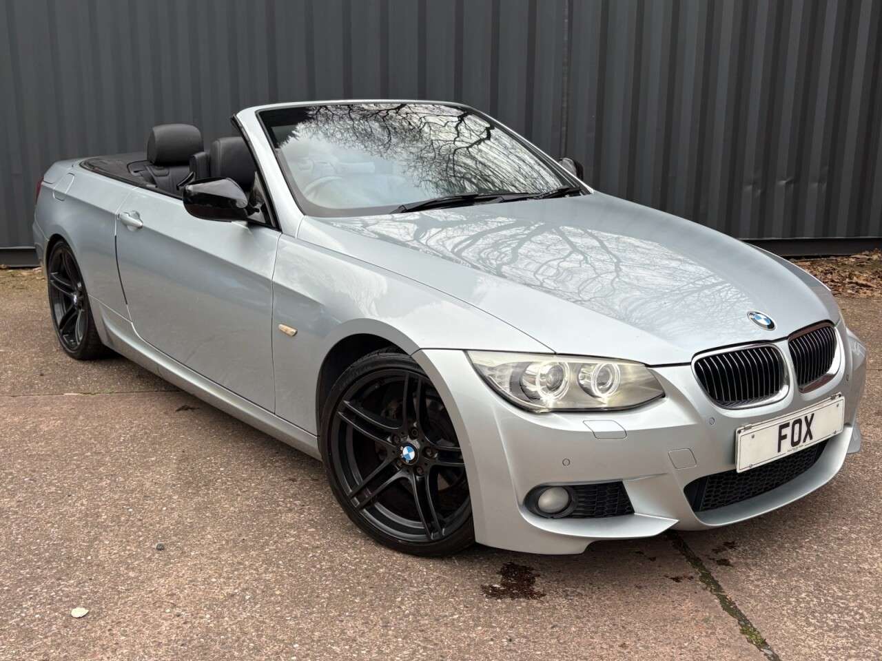 A 2012 BMW 3 SERIES 2.0 320i Sport Plus Edition Convertible 2dr Petrol Manual Euro 5 (s/s) (170 A 2012 BMW 3 SERIES 2.0 320i Sport Plus Edition Convertible 2dr Petrol Manual Euro 5 (s/s) (170