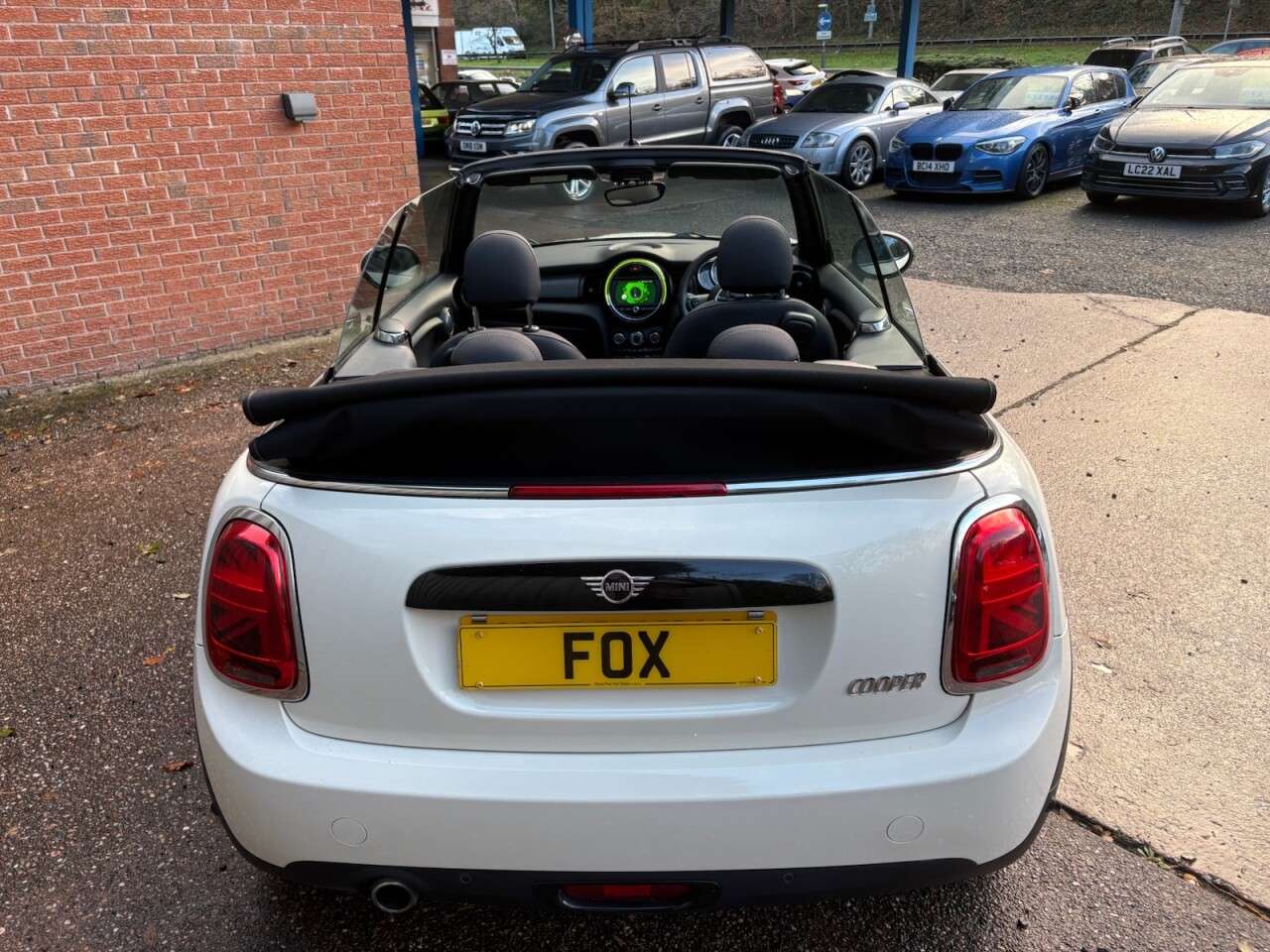 2018 MINI CONVERTIBLE 2018 MINI CONVERTIBLE