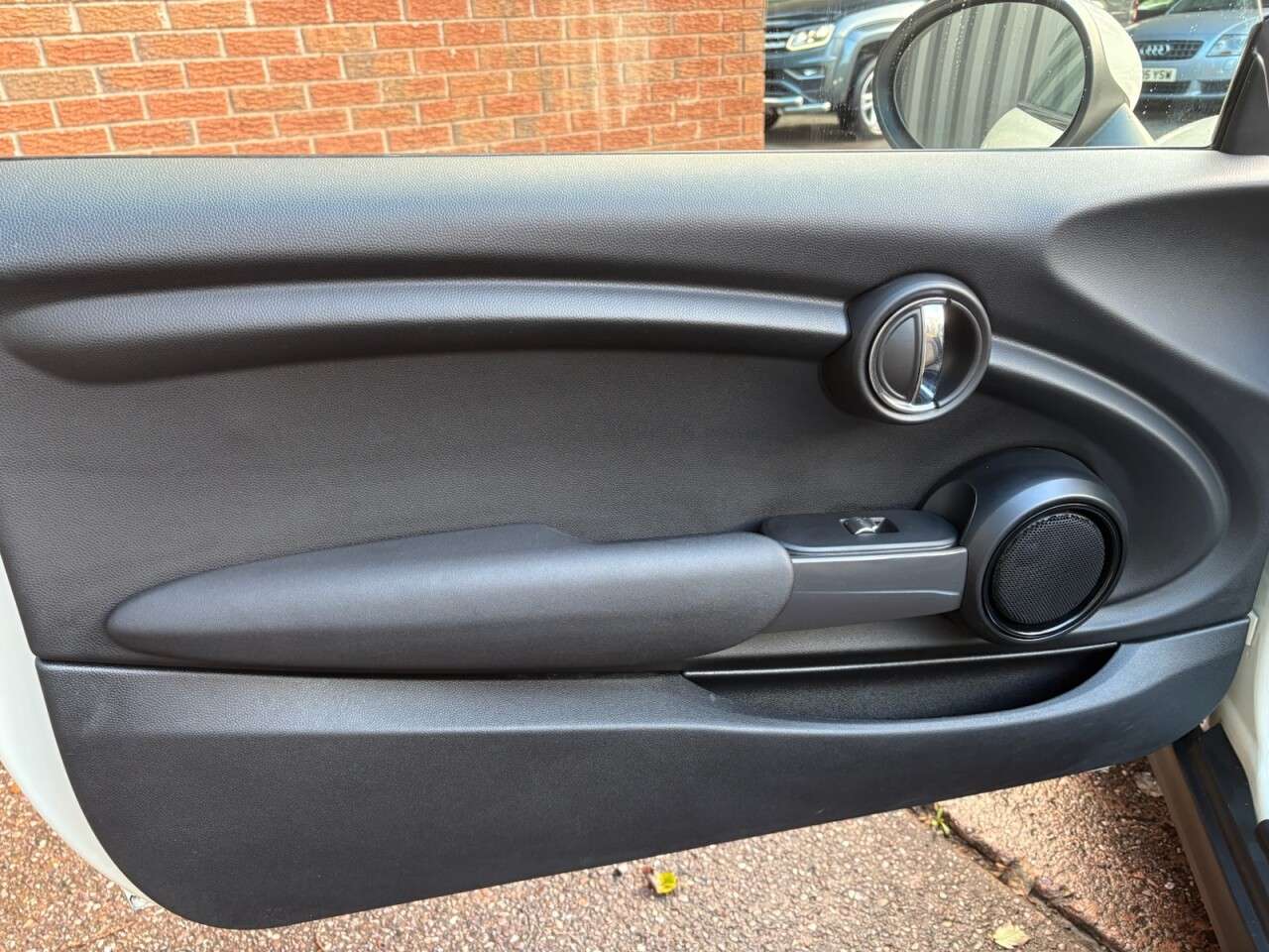 2018 MINI CONVERTIBLE 2018 MINI CONVERTIBLE