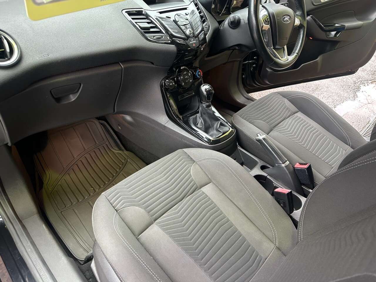 2015 FORD FIESTA 2015 FORD FIESTA