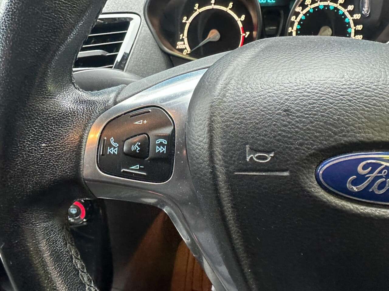 2015 FORD FIESTA 2015 FORD FIESTA