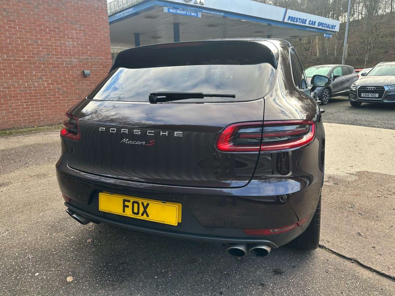 2016 PORSCHE MACAN 2016 PORSCHE MACAN