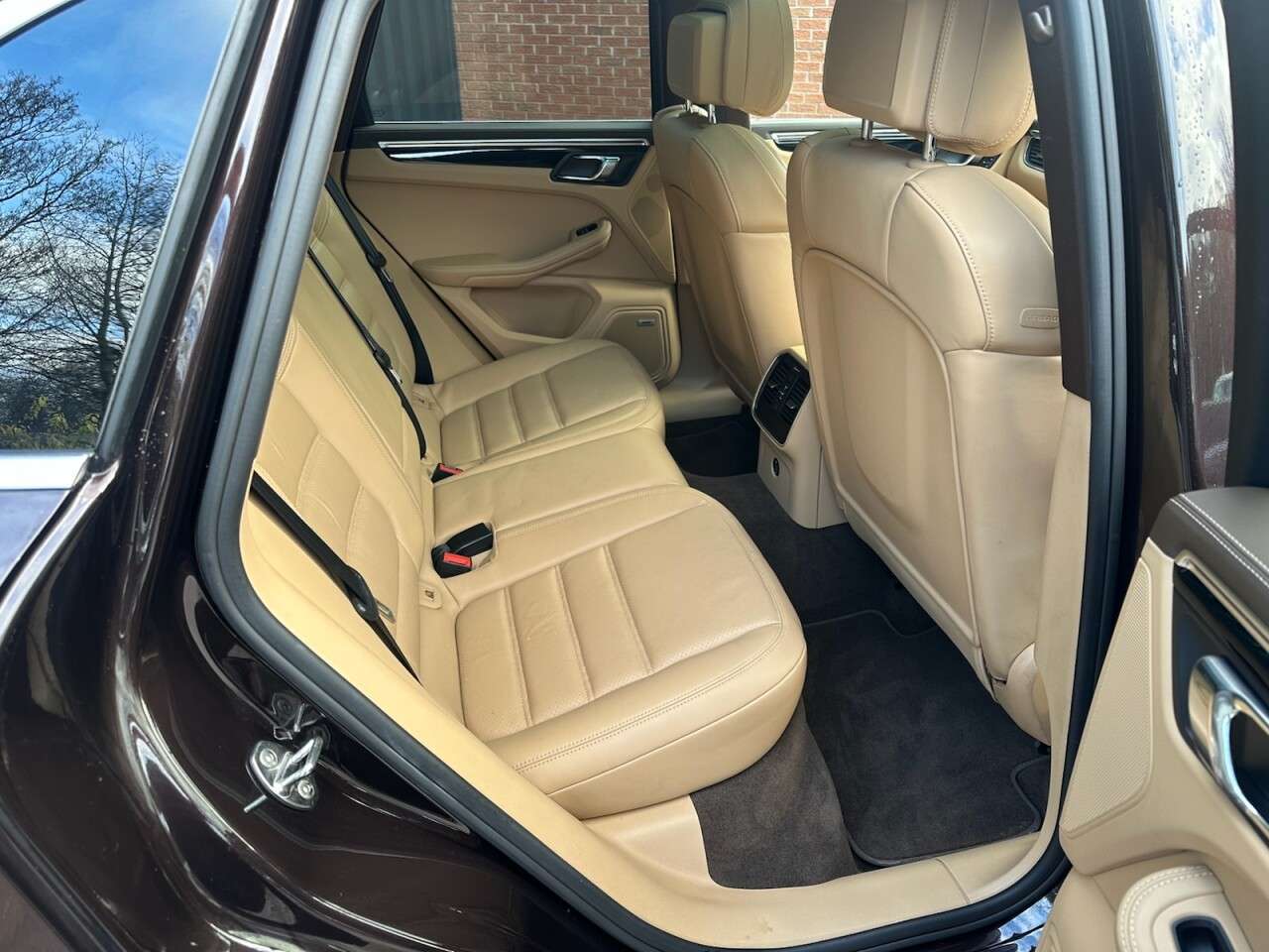 2016 PORSCHE MACAN 2016 PORSCHE MACAN