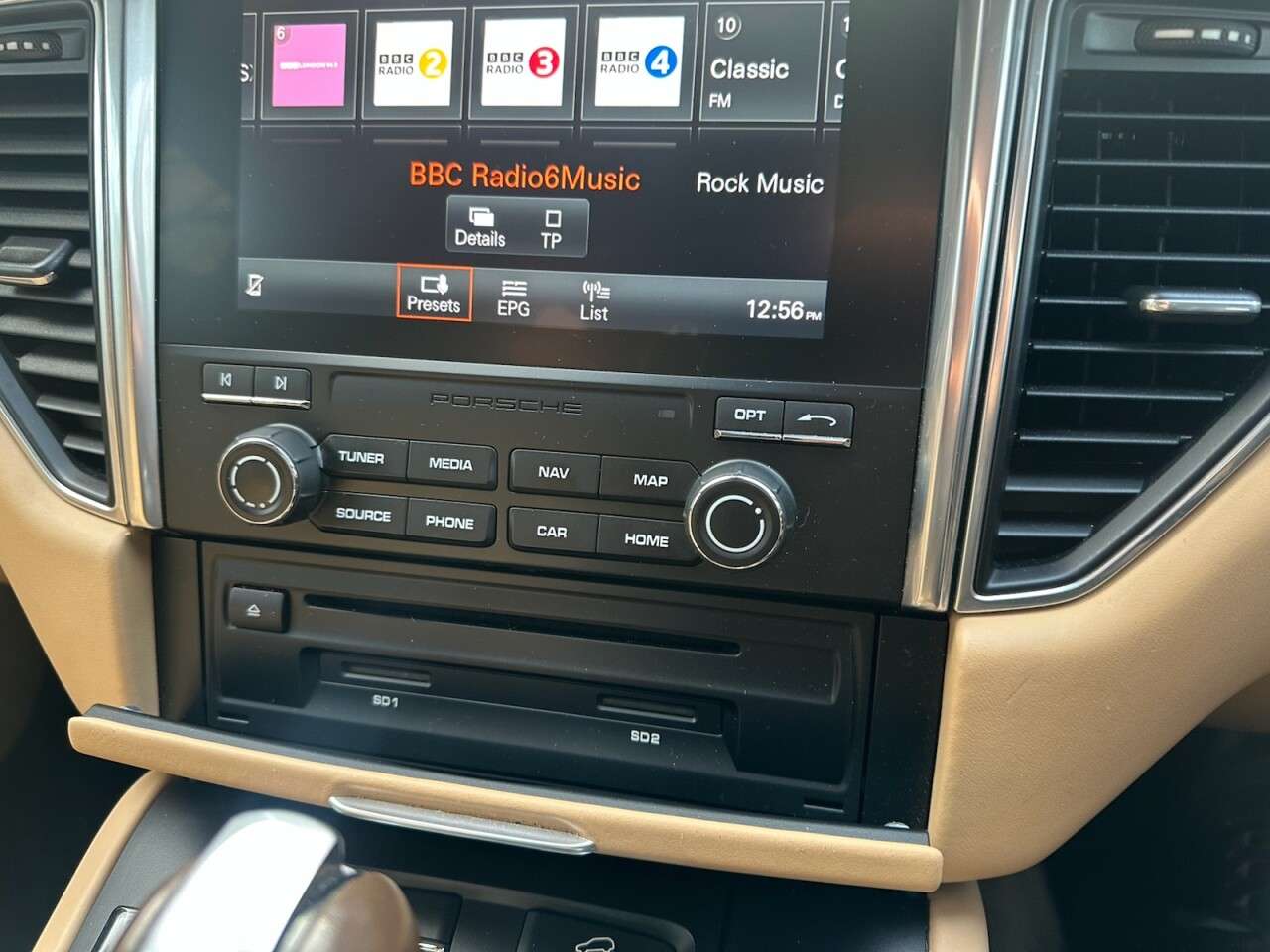 2016 PORSCHE MACAN 2016 PORSCHE MACAN