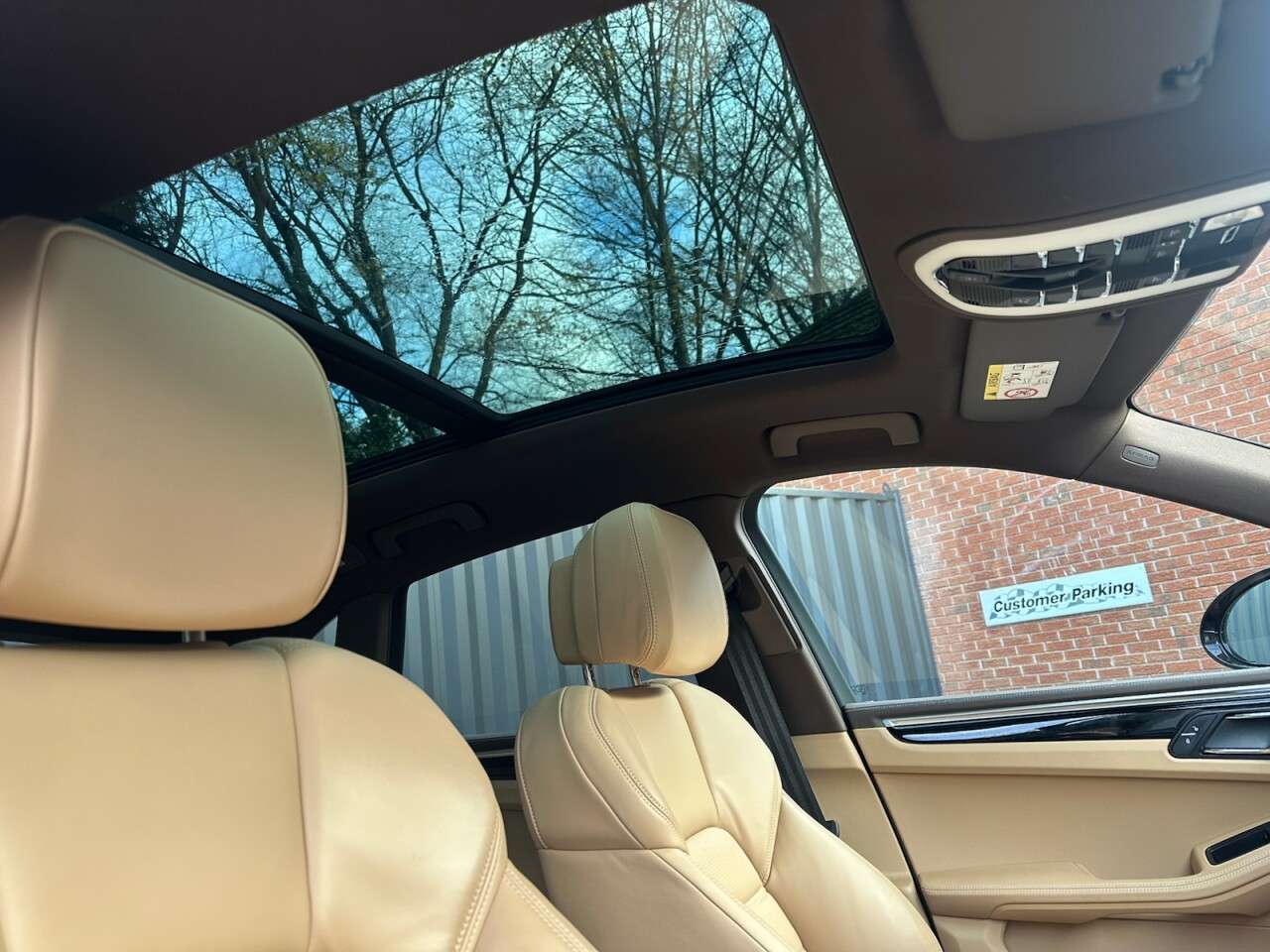 2016 PORSCHE MACAN 2016 PORSCHE MACAN