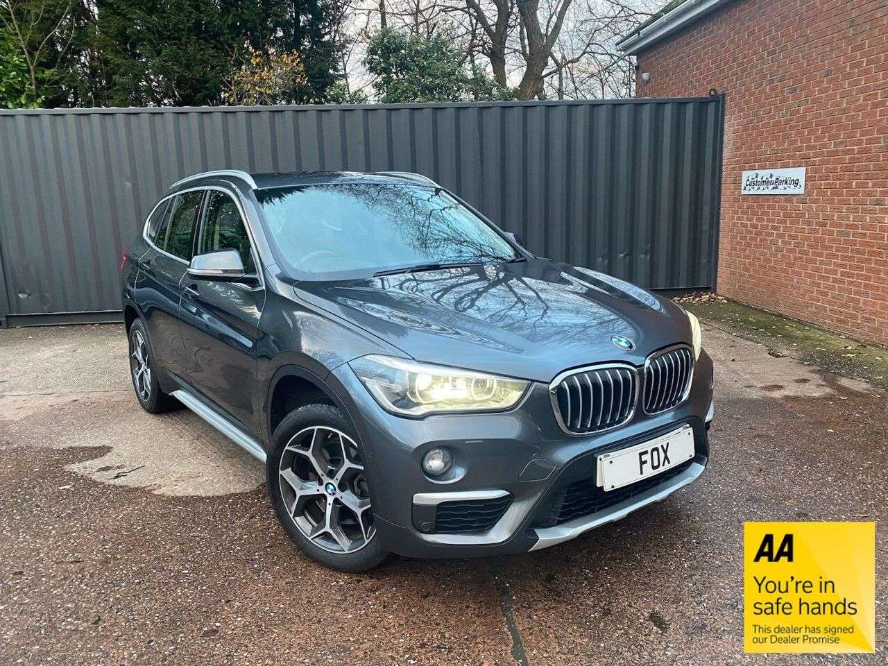 A 2018 BMW X1 2.0 20i xLine SUV 5dr Petrol Auto xDrive Euro 6 (s/s) (192 ps) BLACK HEATED A 2018 BMW X1 2.0 20i xLine SUV 5dr Petrol Auto xDrive Euro 6 (s/s) (192 ps) BLACK HEATED