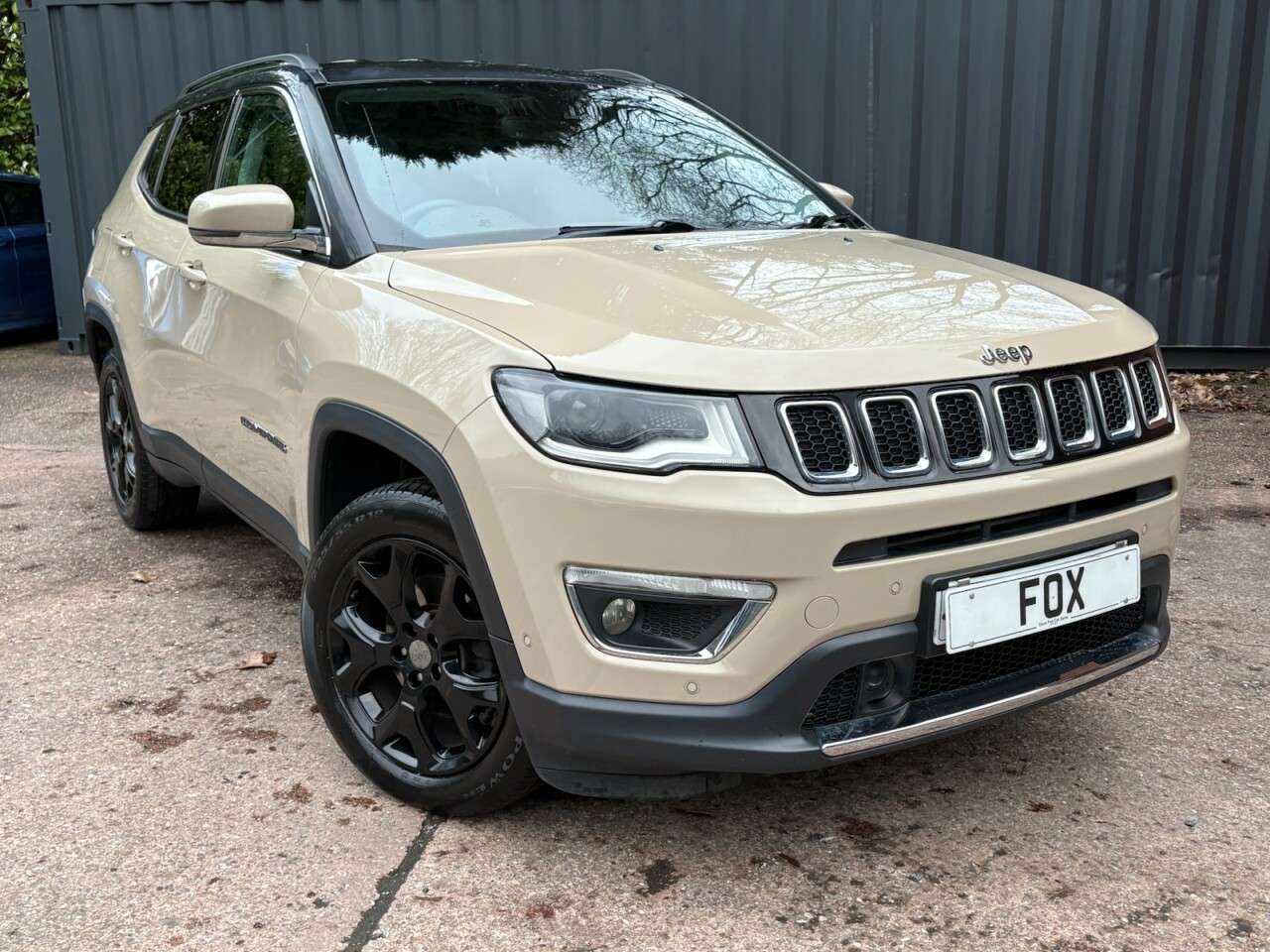A 2019 JEEP COMPASS 2.0 MultiJetII Limited SUV 5dr Diesel Auto 4WD Euro 6 (s/s) (170 ps) HEATED A 2019 JEEP COMPASS 2.0 MultiJetII Limited SUV 5dr Diesel Auto 4WD Euro 6 (s/s) (170 ps) HEATED