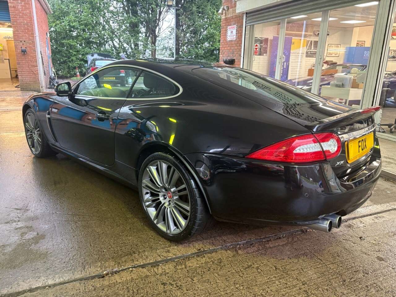 2010 JAGUAR XKR 2010 JAGUAR XKR