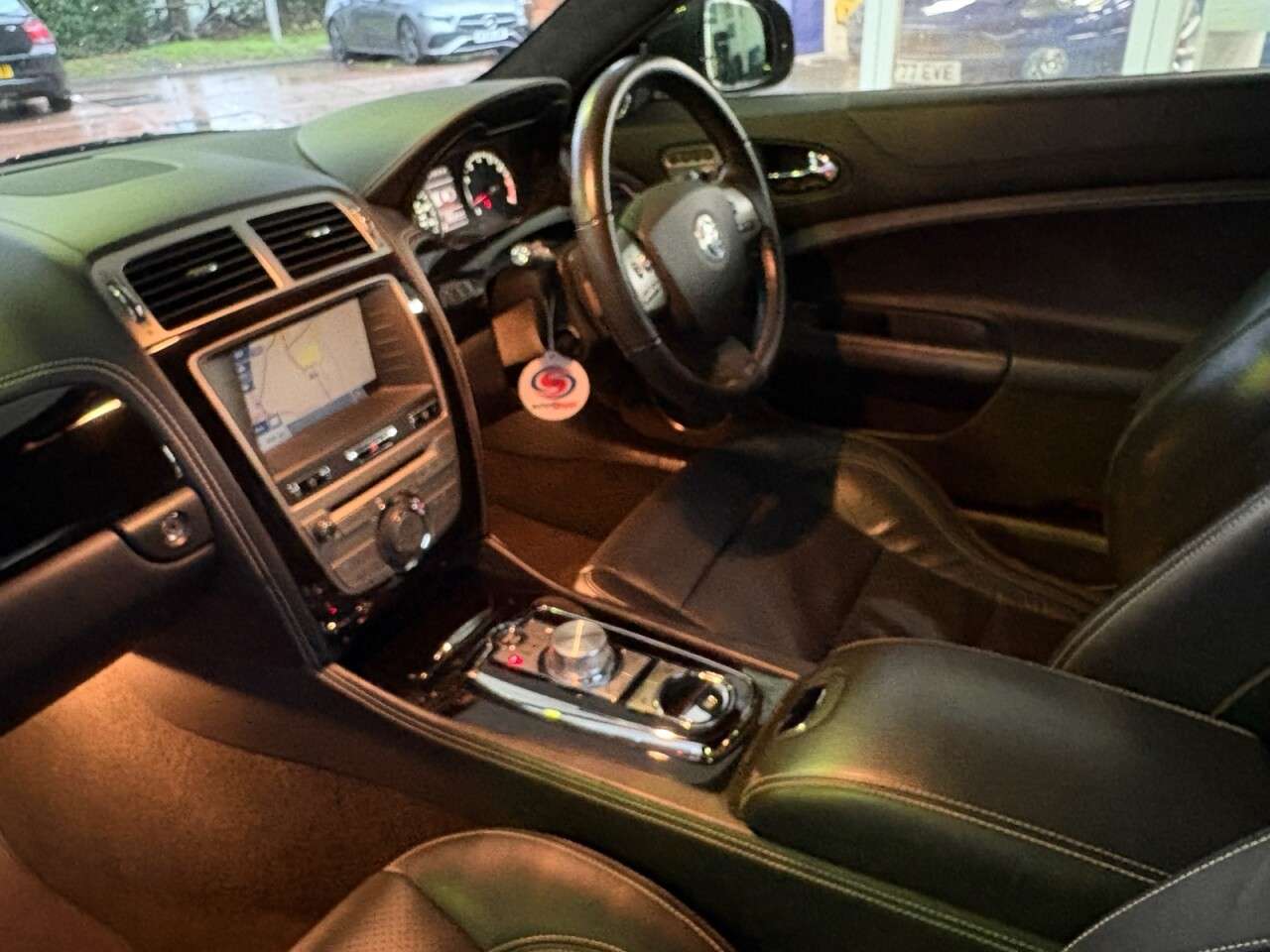 2010 JAGUAR XKR 2010 JAGUAR XKR