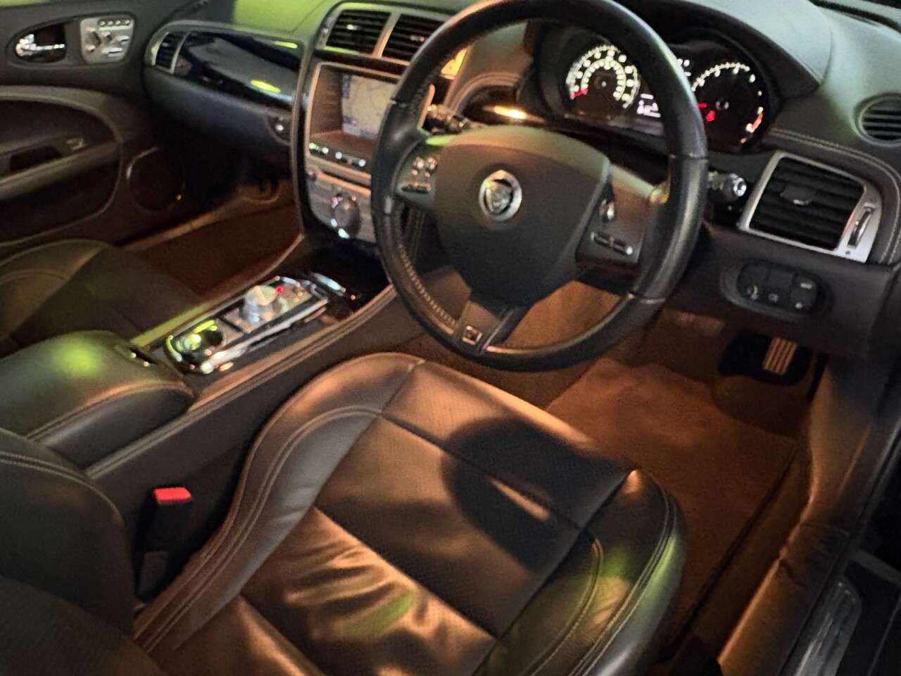 2010 JAGUAR XKR 2010 JAGUAR XKR