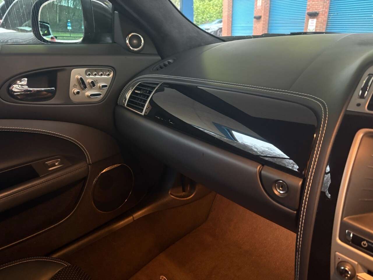 2010 JAGUAR XKR 2010 JAGUAR XKR