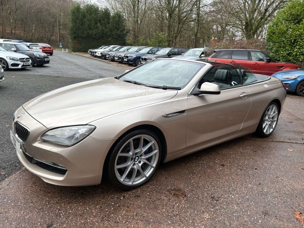A 2011 BMW 6 SERIES 3.0 640i SE Convertible 2dr Petrol Steptronic Euro 5 (s/s) (320 ps) 20INCH A 2011 BMW 6 SERIES 3.0 640i SE Convertible 2dr Petrol Steptronic Euro 5 (s/s) (320 ps) 20INCH