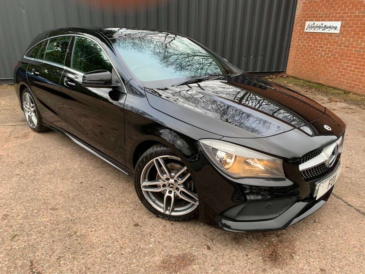 A 2019 MERCEDES-BENZ CLA 1.6 CLA200 AMG Line Edition Shooting Brake 5dr Petrol Manual Euro 6 (s/s) ( A 2019 MERCEDES-BENZ CLA 1.6 CLA200 AMG Line Edition Shooting Brake 5dr Petrol Manual Euro 6 (s/s) (