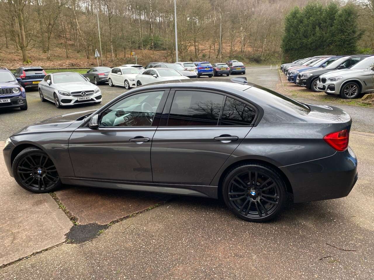 A 2013 BMW 3 SERIES 2.0 320d M Sport Saloon 4dr Diesel Manual Euro 5 (s/s) (184 ps) HEATED CORA A 2013 BMW 3 SERIES 2.0 320d M Sport Saloon 4dr Diesel Manual Euro 5 (s/s) (184 ps) HEATED CORA