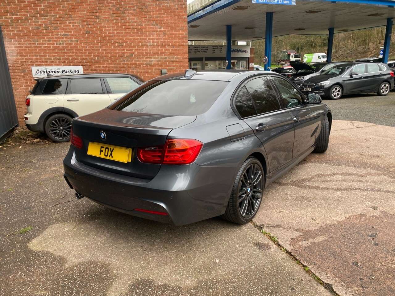 A 2013 BMW 3 SERIES 2.0 320d M Sport Saloon 4dr Diesel Manual Euro 5 (s/s) (184 ps) HEATED CORA A 2013 BMW 3 SERIES 2.0 320d M Sport Saloon 4dr Diesel Manual Euro 5 (s/s) (184 ps) HEATED CORA