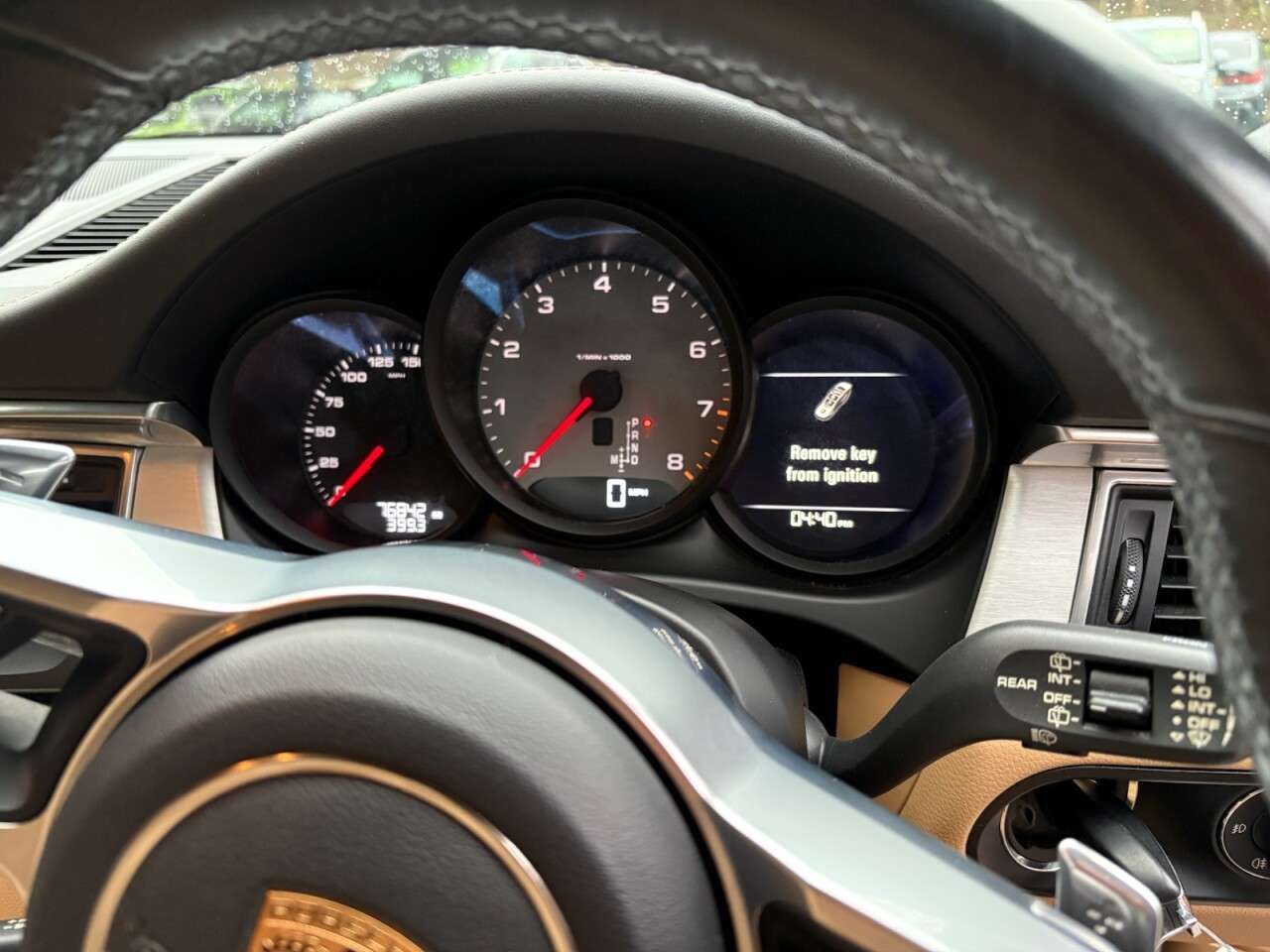 2016 PORSCHE MACAN 2016 PORSCHE MACAN