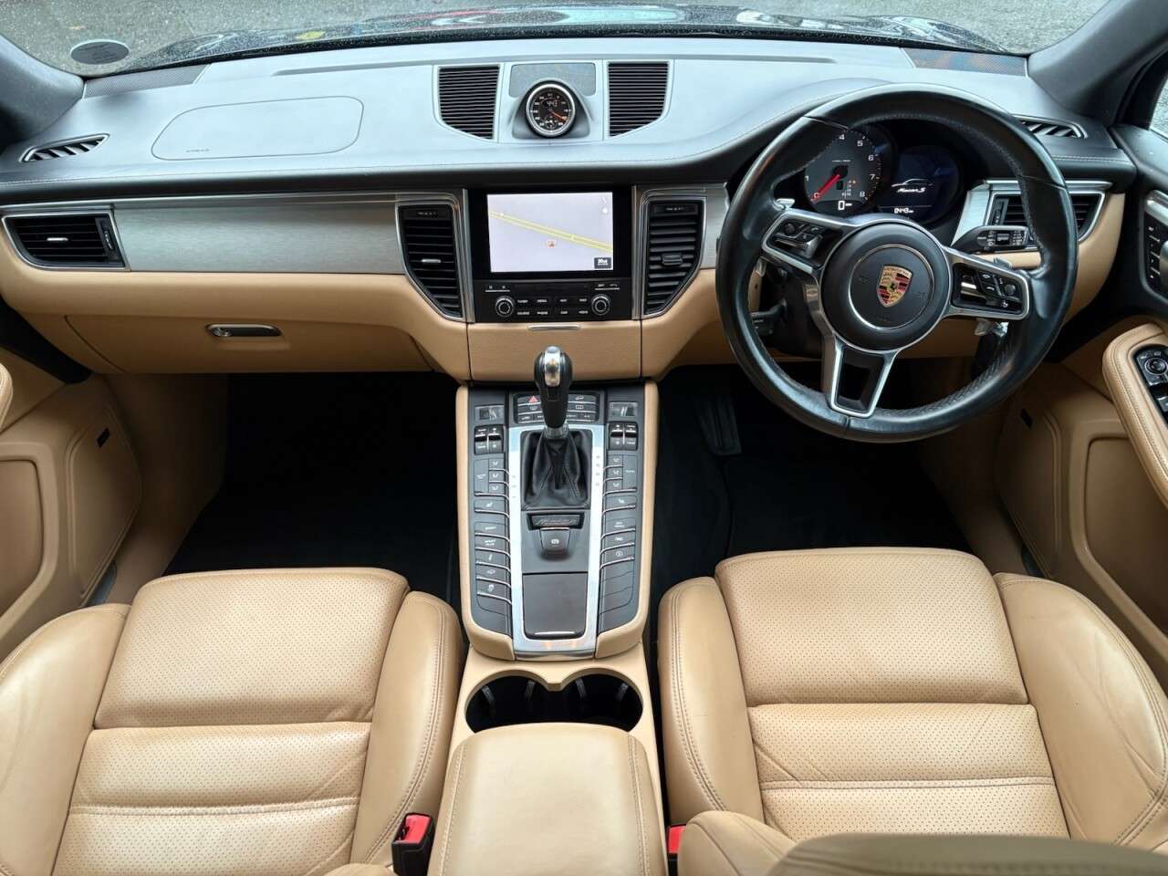 2016 PORSCHE MACAN 2016 PORSCHE MACAN