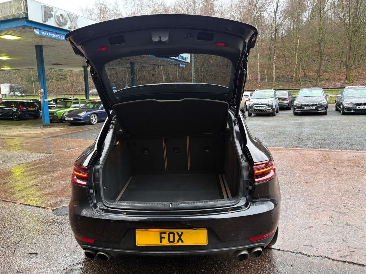 2016 PORSCHE MACAN 2016 PORSCHE MACAN