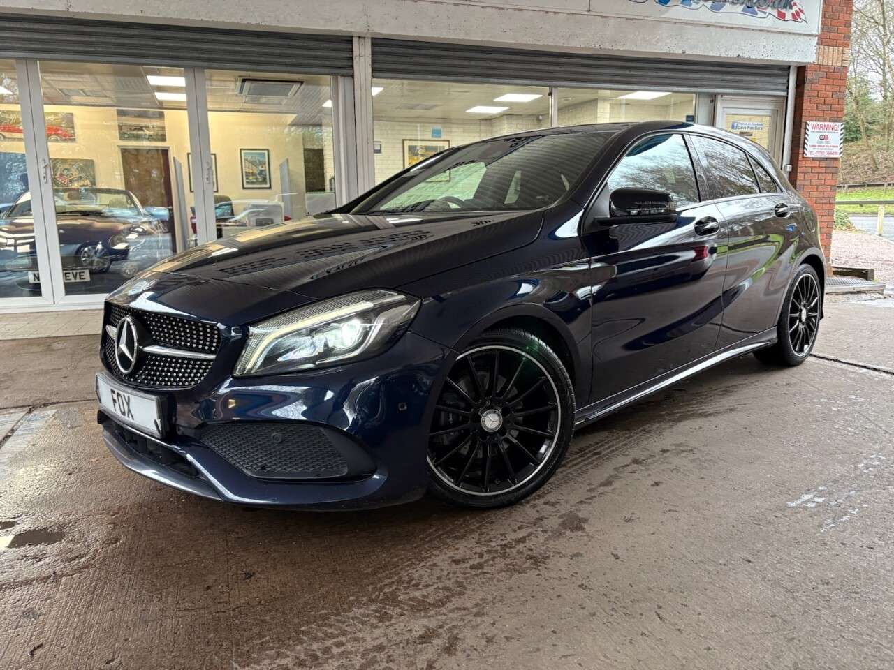 A 2017 MERCEDES-BENZ A-CLASS 1.6 A200 AMG Line (Premium) Hatchback 5dr Petrol 7G-DCT Euro 6 (s/s) (156 p A 2017 MERCEDES-BENZ A-CLASS 1.6 A200 AMG Line (Premium) Hatchback 5dr Petrol 7G-DCT Euro 6 (s/s) (156 p