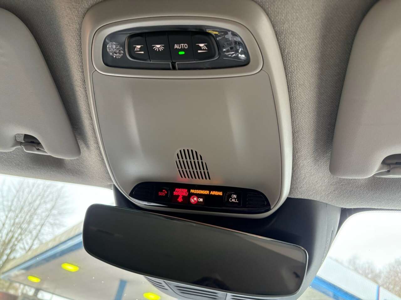 2019 VOLVO XC40 2019 VOLVO XC40