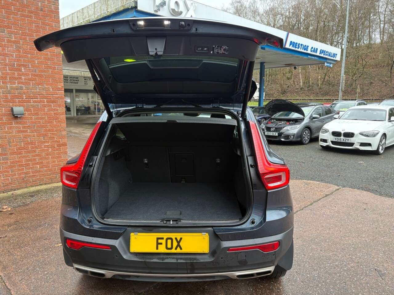 2019 VOLVO XC40 2019 VOLVO XC40