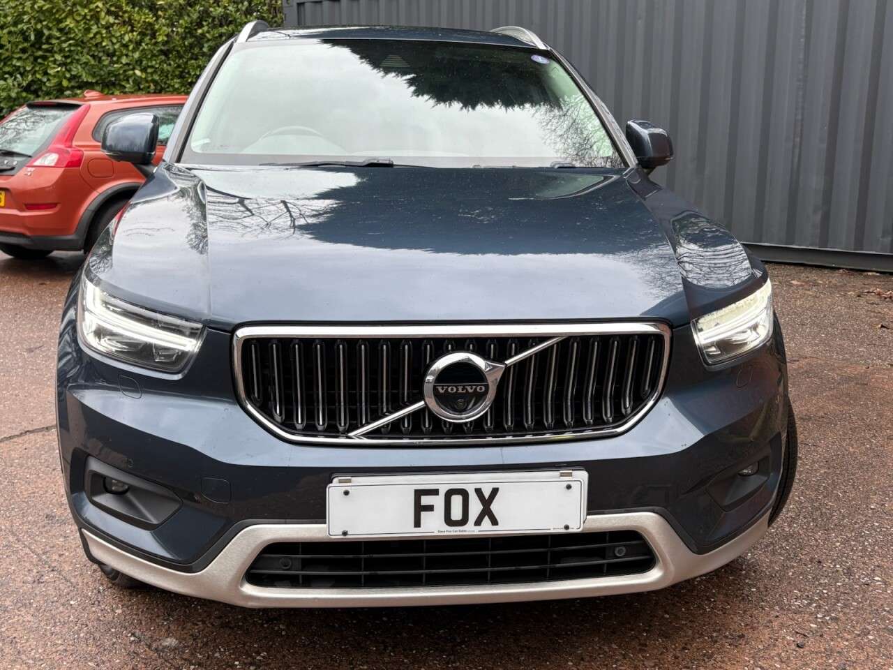 A 2019 VOLVO XC40 2.0 T4 Inscription SUV 5dr Petrol Auto AWD Euro 6 (s/s) (190 ps) PARK SENSO A 2019 VOLVO XC40 2.0 T4 Inscription SUV 5dr Petrol Auto AWD Euro 6 (s/s) (190 ps) PARK SENSO