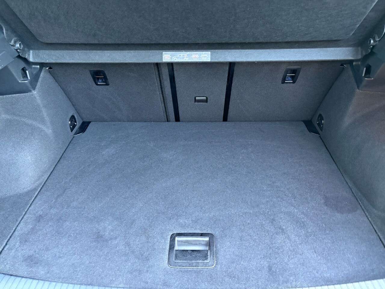 2020 VOLKSWAGEN T-ROC 2020 VOLKSWAGEN T-ROC