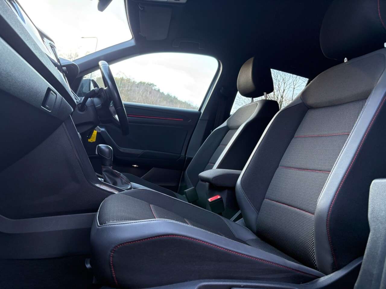 2020 VOLKSWAGEN T-ROC 2020 VOLKSWAGEN T-ROC