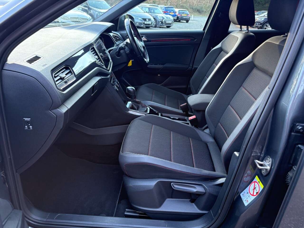 2020 VOLKSWAGEN T-ROC 2020 VOLKSWAGEN T-ROC