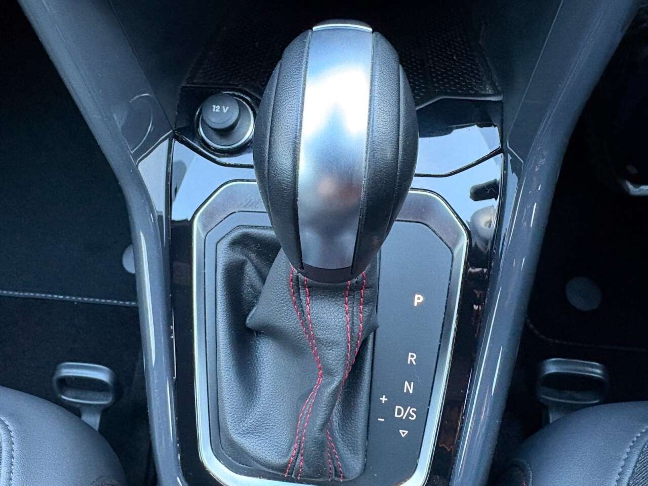 2020 VOLKSWAGEN T-ROC 2020 VOLKSWAGEN T-ROC