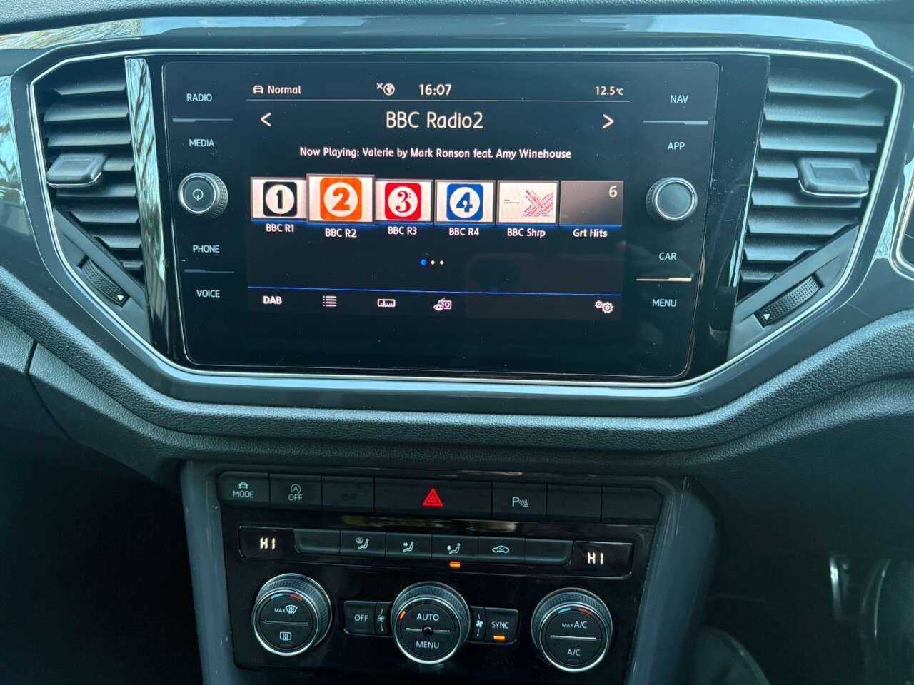 2020 VOLKSWAGEN T-ROC 2020 VOLKSWAGEN T-ROC