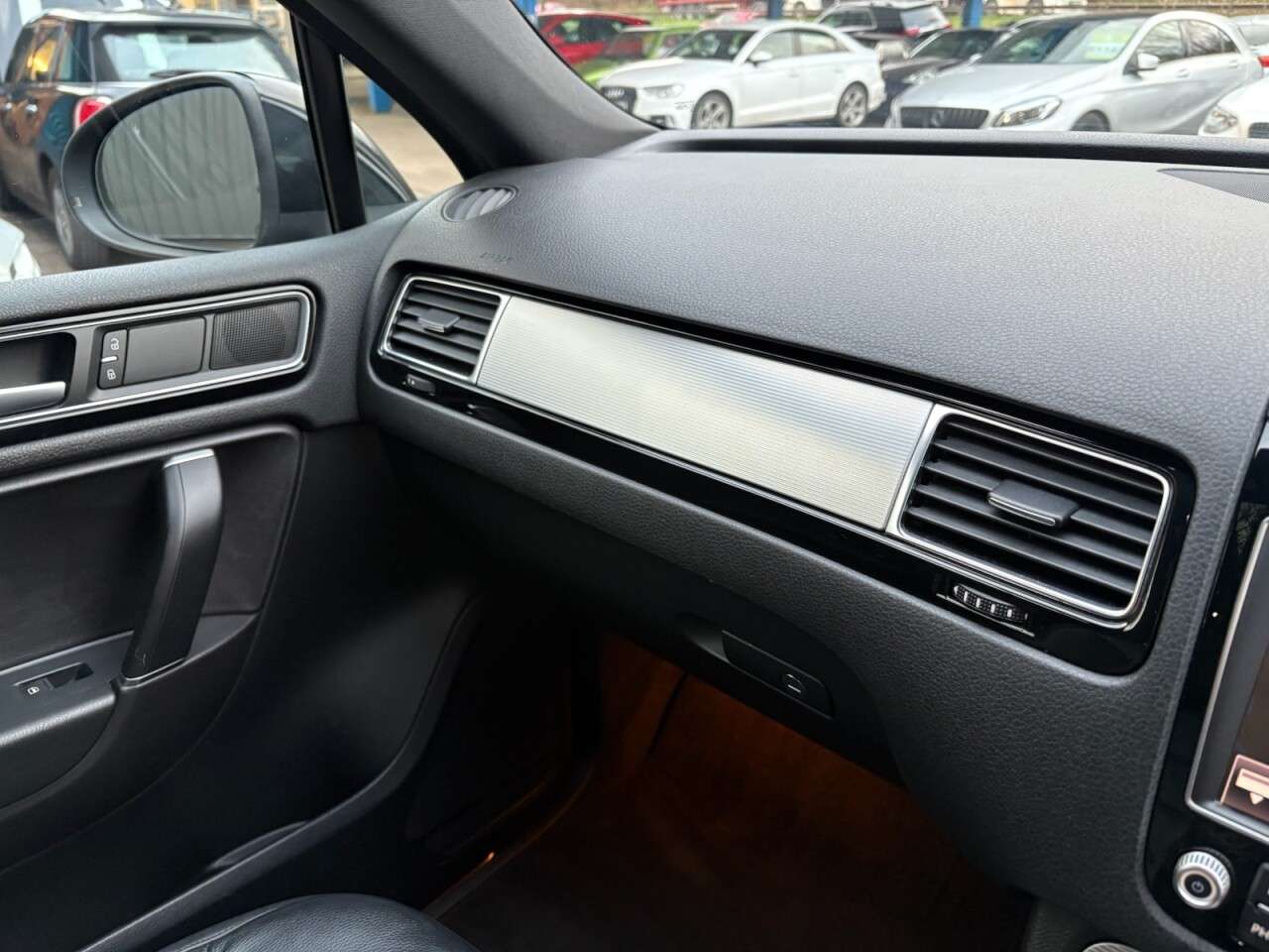 2015 VOLKSWAGEN TOUAREG 2015 VOLKSWAGEN TOUAREG