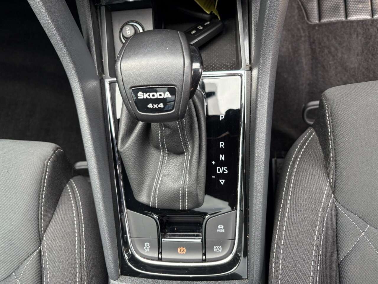 2022 SKODA KAROQ 2022 SKODA KAROQ